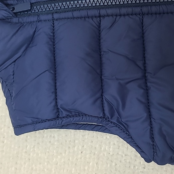 Old Navy Kids Full Zip Quilted Puffer Vest Jacket in Blue/Gray - Picture 8 of 17